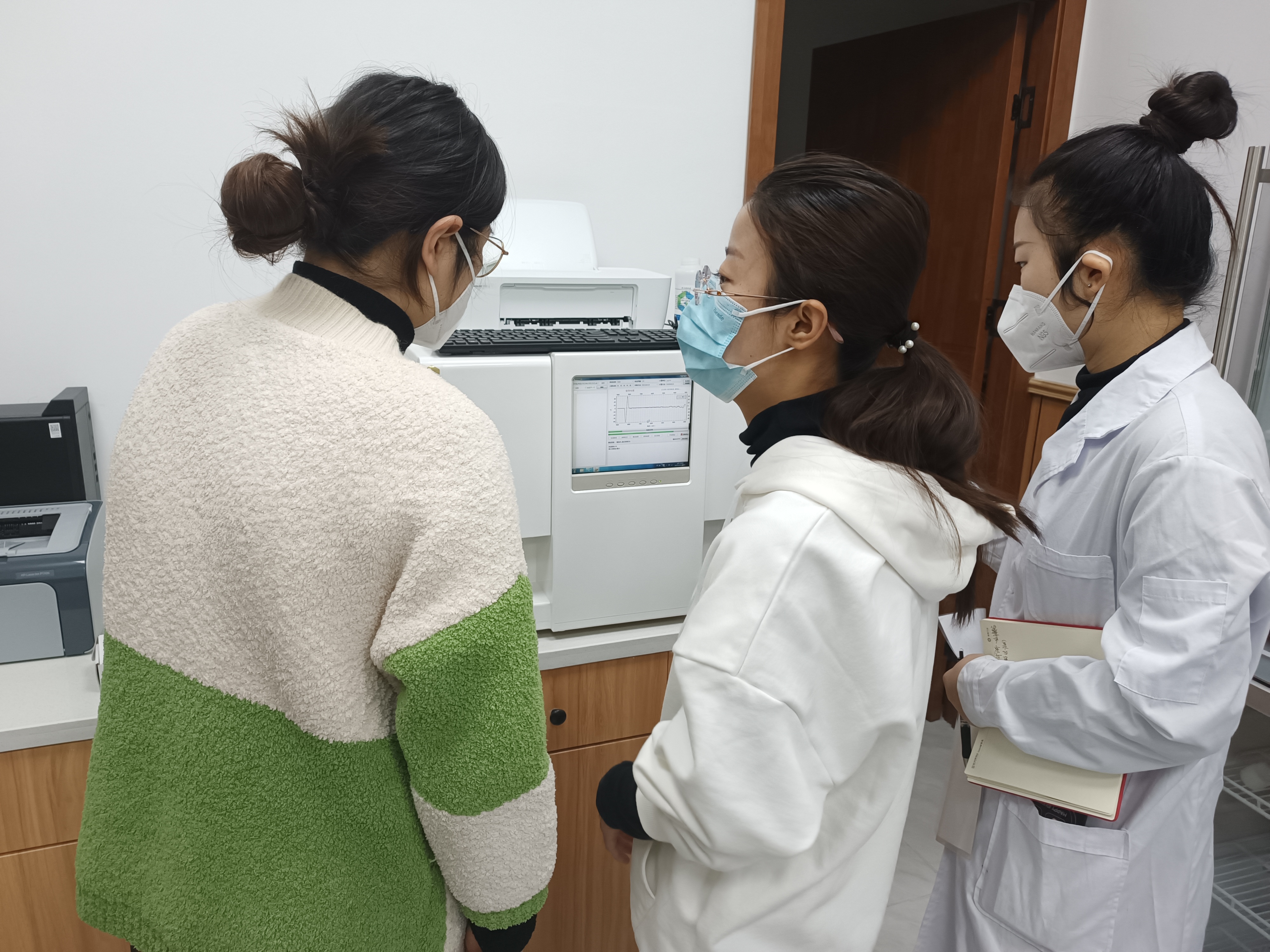 山东国康GK-1全自动pp星光公主分析仪器亮相甘肃兰州城关区雁南街道社区卫生服务中心！